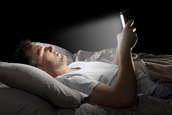 Comparing controlled light therapy benefits with natural sunlight exposure for health